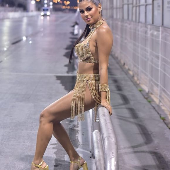 Munik Nunes não está seguindo dieta: 'No momento estou fechando a boca mesmo (risos). Quando faltar um mês, entrarei mesmo na dieta, quero secar um pouco'