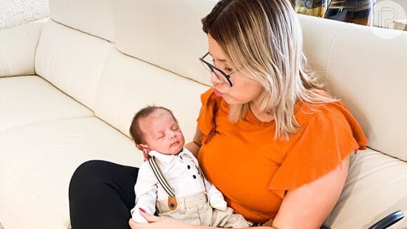 Marília Mendonça relata frustração no parto e amamentação do filho, Léo, em vídeo neste sábado, dia 25 de janeiro de 2020