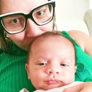 Marília Mendonça contou que o filho, Léo, foi diagnosticado com icterícia nos primeiros dias de vida