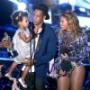 Beyoncé e Jay-Z querem que Blue Ivy aprenda a falar francês: 'Planejam comprar uma casa em Paris', afirmou uma fonte ao 'US Weekly', nesta quarta-feira 22 de outubro de 2014