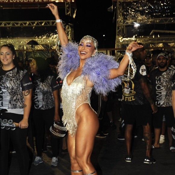 Sabrina Sato exibe corpo supersarado em último ensaio em São Paulo nesta quinta-feira, dia 13 fevereiro de 2020