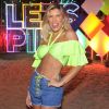 Lorena Improta é confundida com Ivete em bloco
