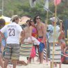 Deborah Secco e Rodrigo Simas gravaram cenas da novela 'Boogie Oogie' nesta quinta-feira, 23 de outubro de 2014, na praia da Macumba, na Zona Oeste do Rio de Janeiro