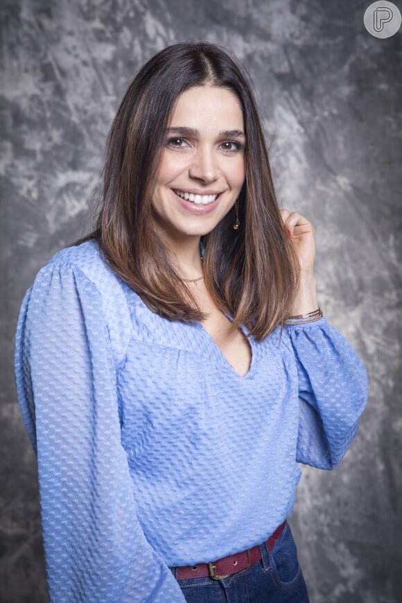 Na novela 'Salve-se Quem Puder', Micaela (Sabrina Petragalia) entra no plano de vingança de Verônica (Marianna Armellini) no capítulo de quarta-feira, 4 de março de 2020