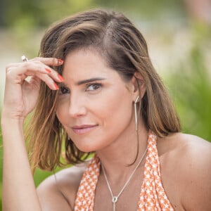 Na novela 'Salve-se Quem Puder', Alexia (Deborah Secco) arma para Rafael (Bruno Ferrari) ter reencontro espiritual com Kyra (Vitória Strada) no capítulo de quinta-feira, 5 de março de 2020