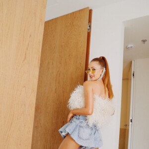 Marina Ruy Barbosa mostra look para bloco de Carnaval em Salvador
