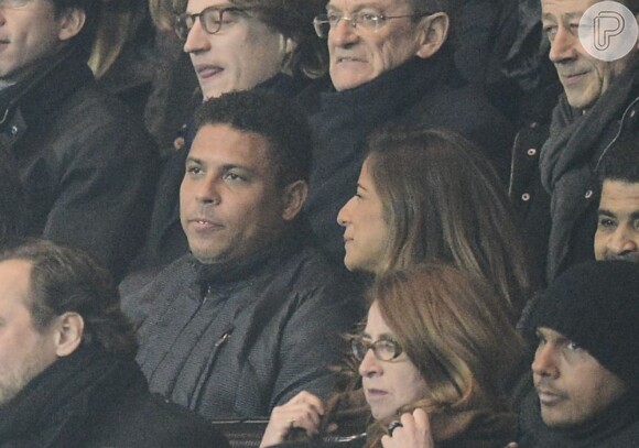 Ronaldo e Paula Morais assistem à estreia de David Beckham no time francês PSG
