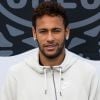 Neymar faz brincadeira em legenda de foto