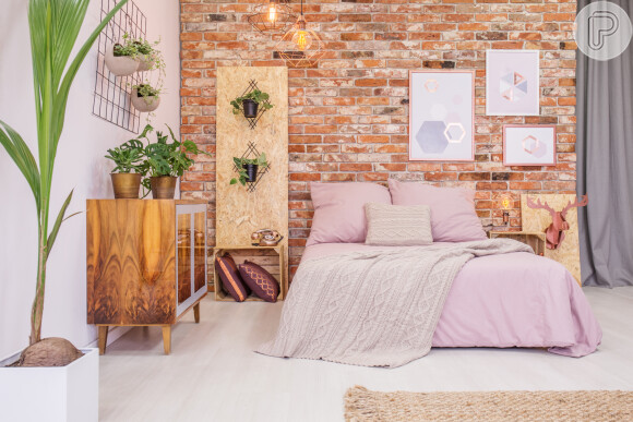 Já pensou em mudar sua cama de lugar? Uma nova disposição é uma nova decoração!