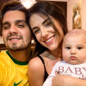 Luan Santana e Jade Magalhães se mudam para casa em São Paulo