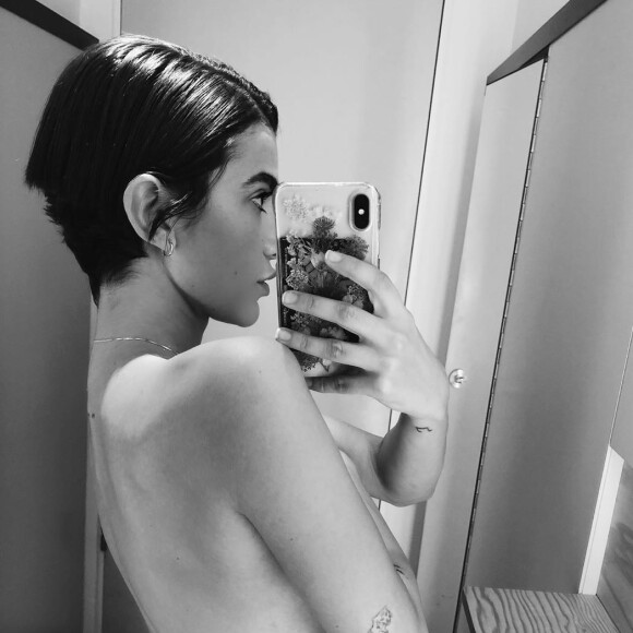 Manu Gavassi exibe corte de cabelo pixie
