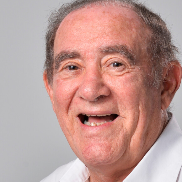 Renato Aragão divertiu a web ao dançar 'Despacito', de Luis Fronsi: 'Uma figura mesmo'