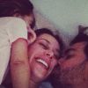 Dani Monteiro postou foto no Instagram ao lado da filha, Maria, e do marido, Felipe