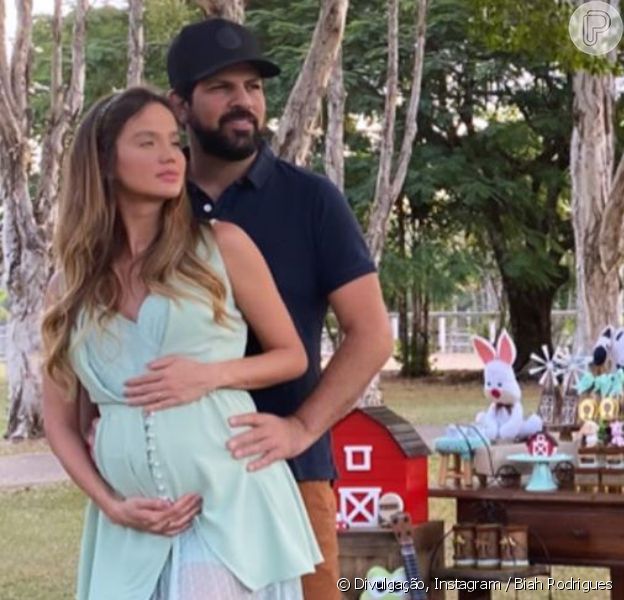 Fotos Dupla De Fernando Sorocaba Faz Cha De Bebe Do Filho Com Biah Rodrigues Em Quarentena Purepeople