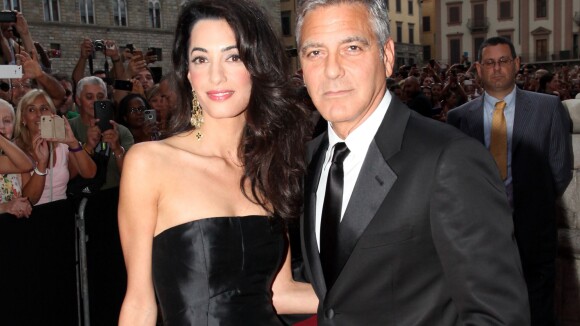 George Clooney e Amal Alamuddin casam pela segunda vez em evento na Inglaterra