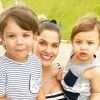 Andressa Suita mostra os filhos com looks idênticos e Maiara tieta: 'Lindos'