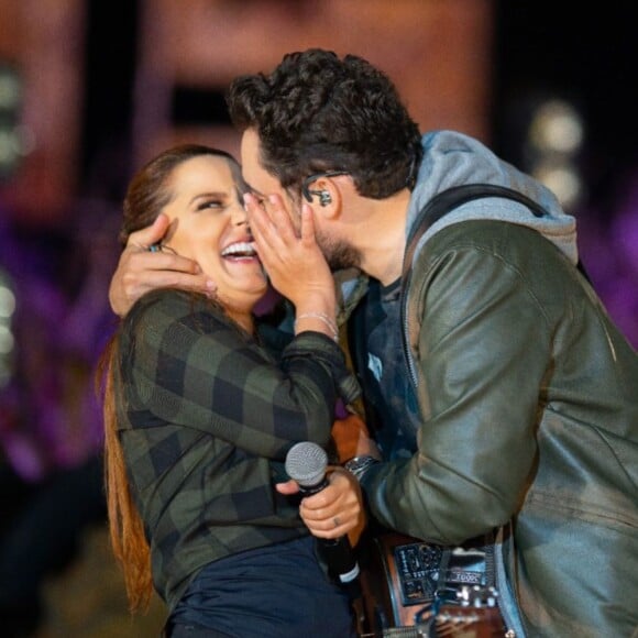 Maiara, dupla de Maraisa, posta foto de beijo no namorado, Fernando Zor