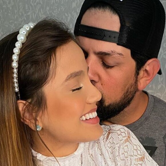 Biah Rodrigues é mãe do pequeno Theo