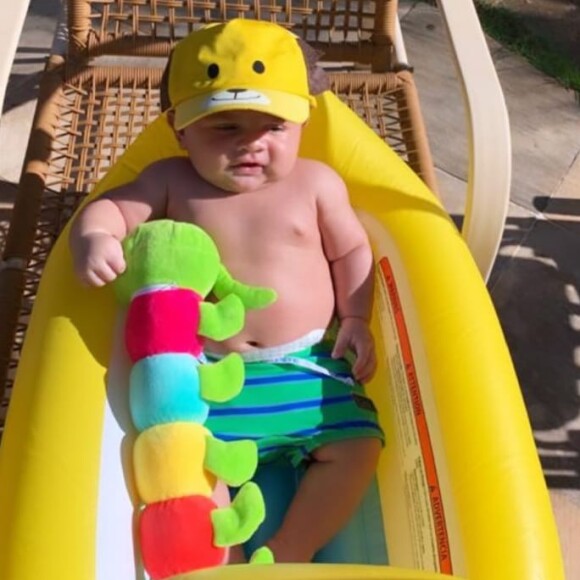 Marília Mendonça se declarou para filho, Léo, na rede social