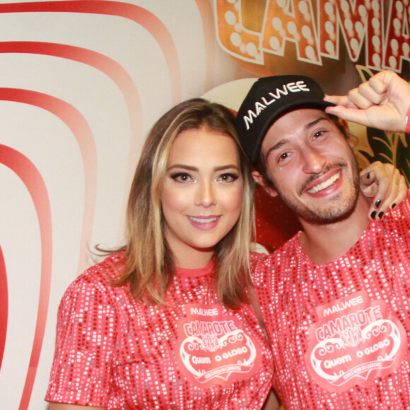 Carol Dantas ganha homenagem de Vinicius Martinez por 1 ano de casamento