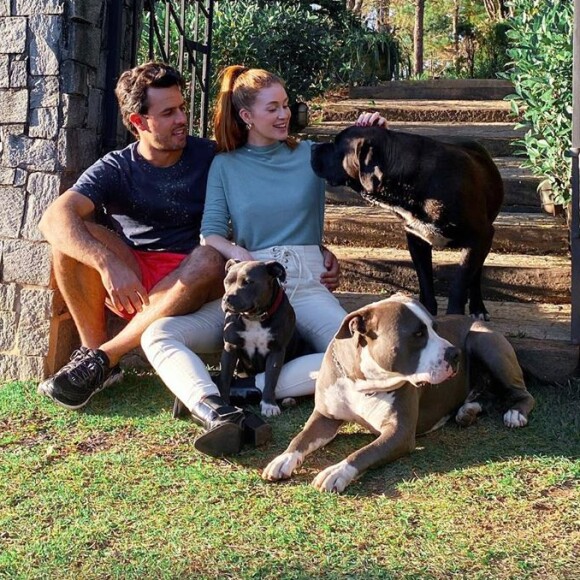 Marina Ruy Barbosa exibe momentos com marido, Alexandre Negrão
