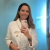 Solange Almeida indicou separação ao postar selfie: 'Sorrindo para minha melhor companhia!!!'