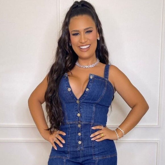 Dupla de Simaria, Simone se mostrou feliz com a mudança do corpo