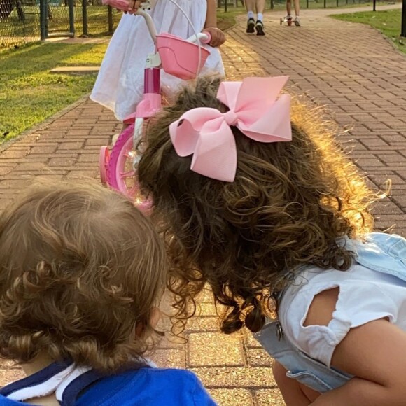 Patricia Abravanel adora compartilhar momentos em família nas redes sociais