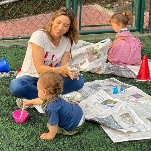 Patricia Abravanel se divertiu com os filhos Senor e Jane