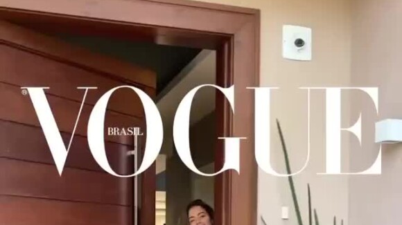 Anitta apresenta sua casa no Rio de Janeiro para 'Vogue Americana'