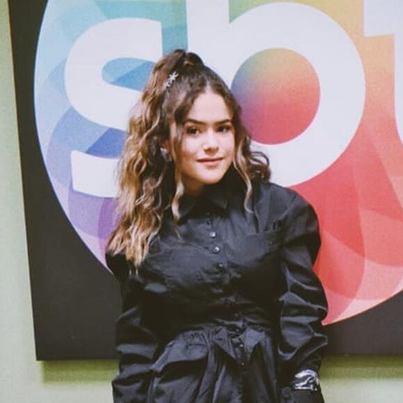 'Nesta transição estamos ressignificando a expressão 'cabelo de Maísa' para dizer que esse visual é de uma mulher forte e independente, não de uma criança fofa', explica hairstylist
