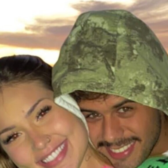 Virgínia Fonseca resolveu testar a fidelidade do namorado, Zé Felipe: 'Quando começa o namoro, tem que testar a fidelidade, pra saber se a pessoa ali é verdade'