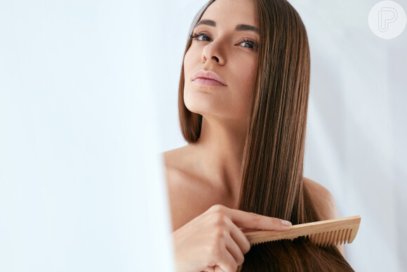 O ylang ylang é um óleo essencial que pode ser usado em todos os tipos de cabelos