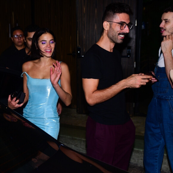 Bruna Marquezine fez teste do covid para viajar em aniversário