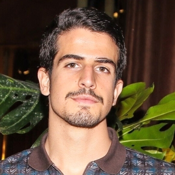 Enzo Celulari lamenta morte de pet, Marquezine interage e fãs shippam. Veja post nesta sexta-feira, dia 07 de agosto de 2020