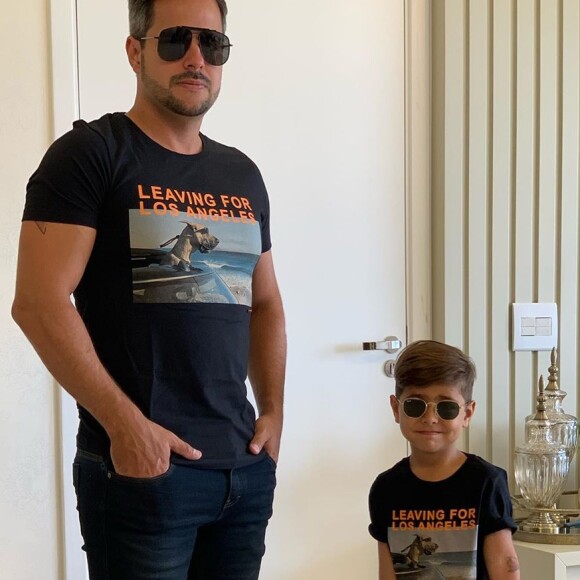 Filho de Simone combina look com pai, Kaká Diniz