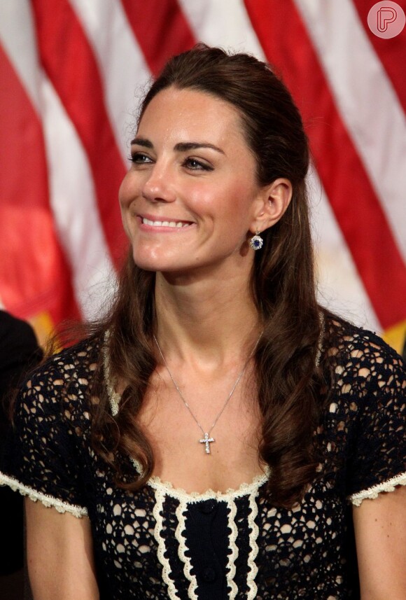 Prestes a dar a luz, Kate Middleton não se importa com grifes na hora de renovar o guarda-roupas