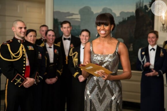 Michele anuncia o vencedor de 'Melhor Filme' durante o Oscar 2013, direto da Casa Branca, em fevereiro de 2013