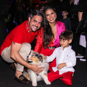 A cantora Simone está animada com a segunda gravidez