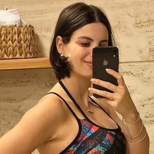 Sthefany Brito mostra barriga de gravidez e tamanho surpreende web