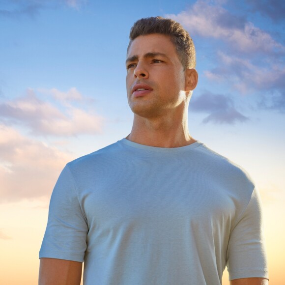 Cauã Reymond entrega manias antes de dormir