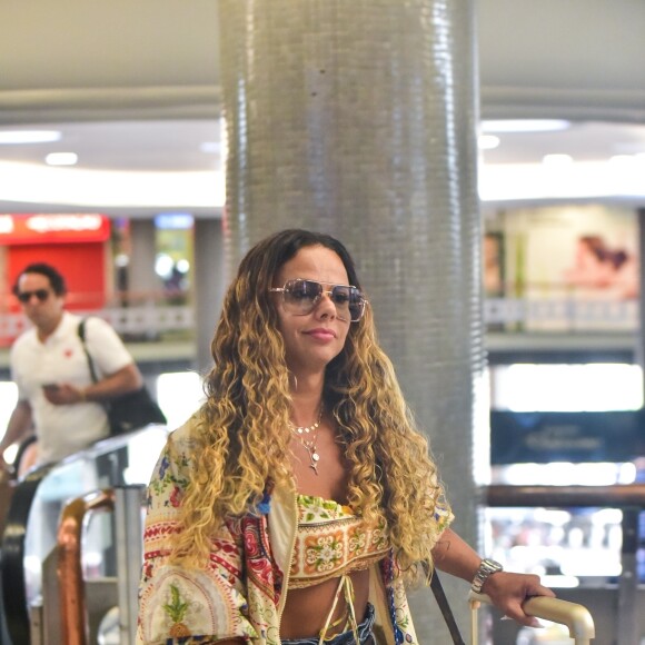 Viviane Araujo admite: 'Ser mãe é meu sonho'