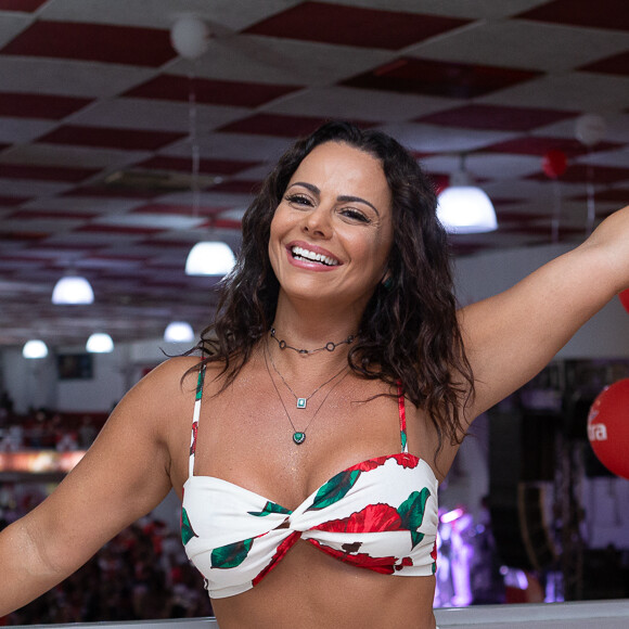 Viviane Araujo mexeu em estética no nariz: 'Me incomodava em alguns ângulos'