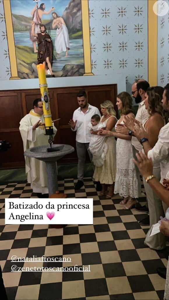 Zé Neto e Natália Toscano batizam a filha Angelina