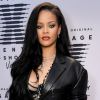 Rihanna foi criticada por mulçumanos após colocar um hadith islâmico em música durante desfile de lingerie