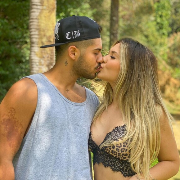 Virgínia Fonseca está grávida do primeiro filho com Zé Felipe