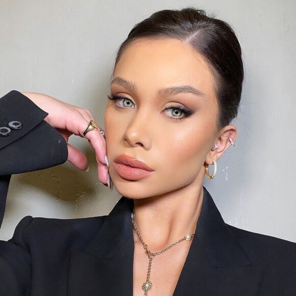 Flavia Pavanelli recebe críticas sobre fim do contrato com SBT