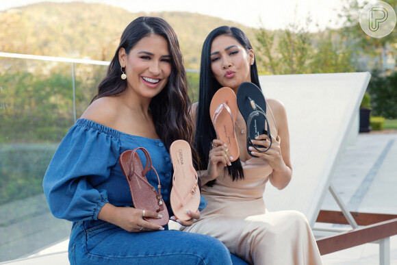 Em parceria com a Grendha, Simone e Simaria lançam sandálias e rasteiras