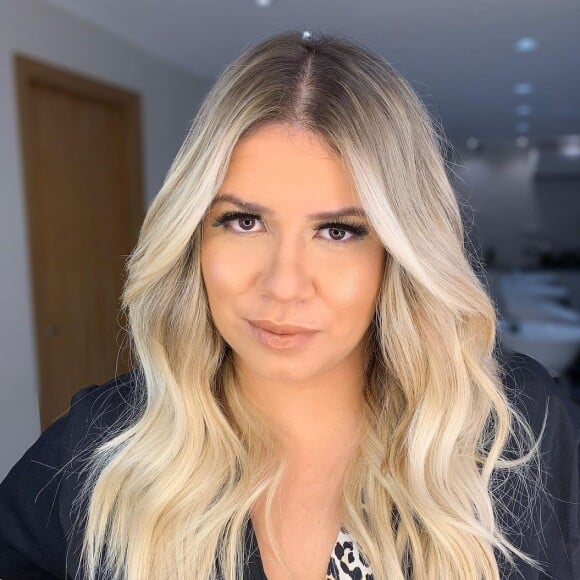 Marília Mendonça exibiu o novo visual nas redes sociais