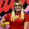 Marília Mendonça escolheu look vermelho para festival da Netflix
